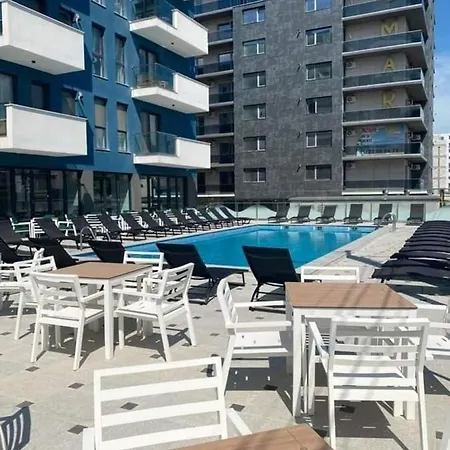 Summer Smile By Euxin